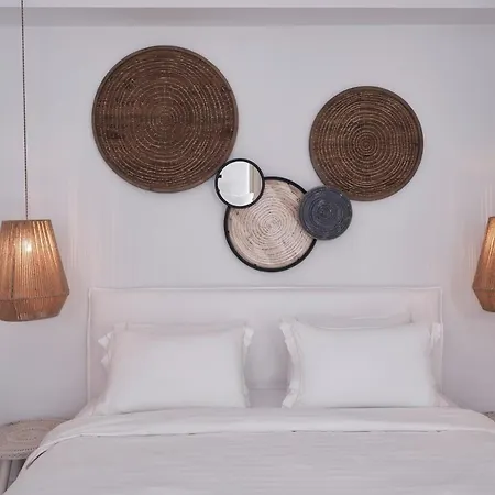 White Mykonos 2*